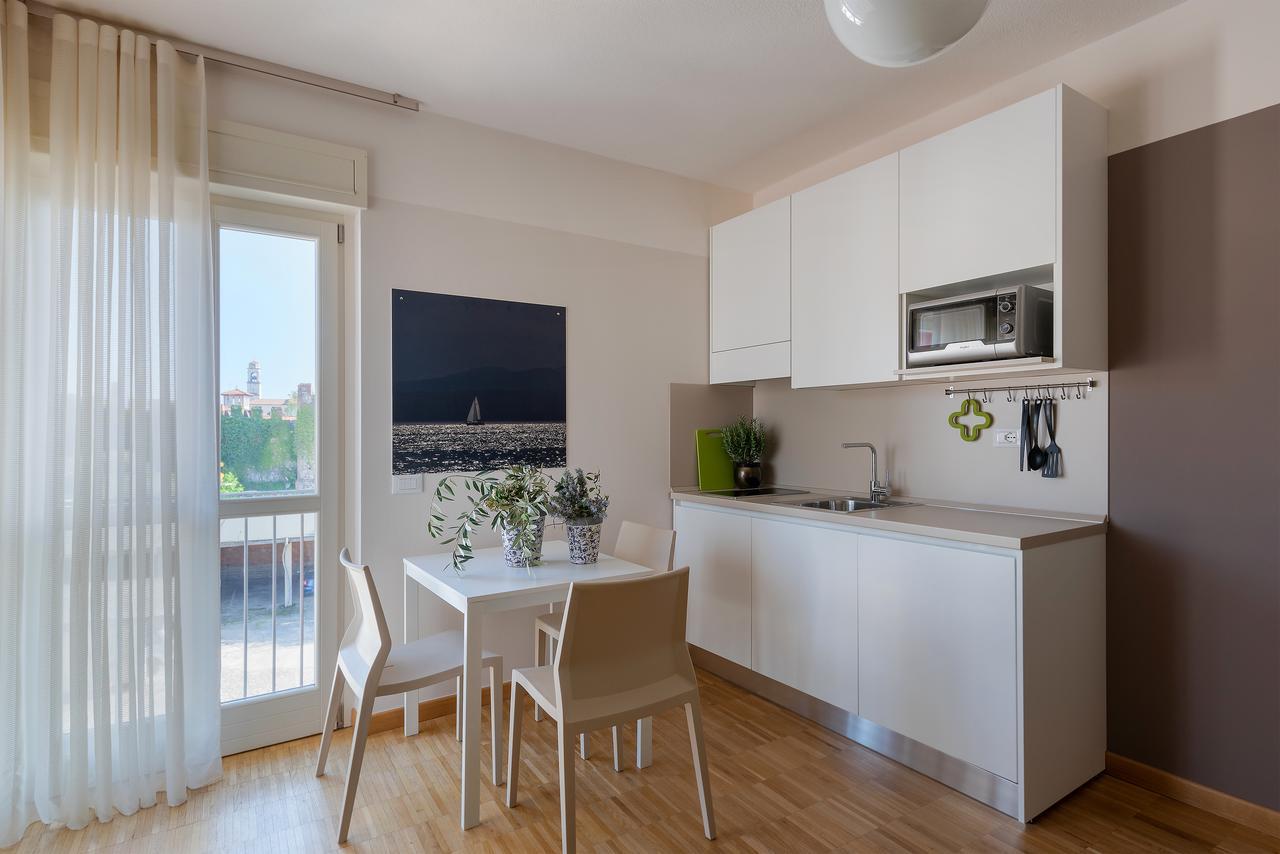 Vialeromadodici Rooms & Apartments Lazise Extérieur photo